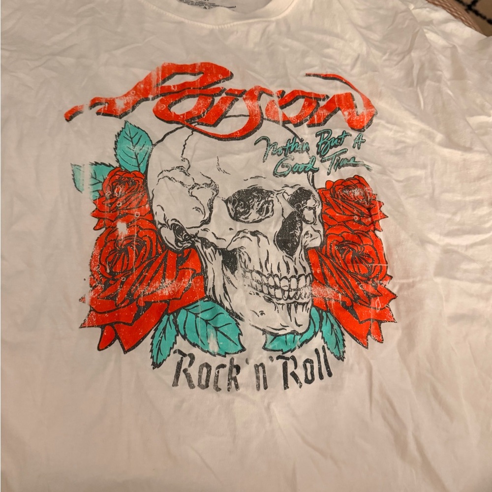 White Skull & Roses Rock 'n' Roll Graphic Tee